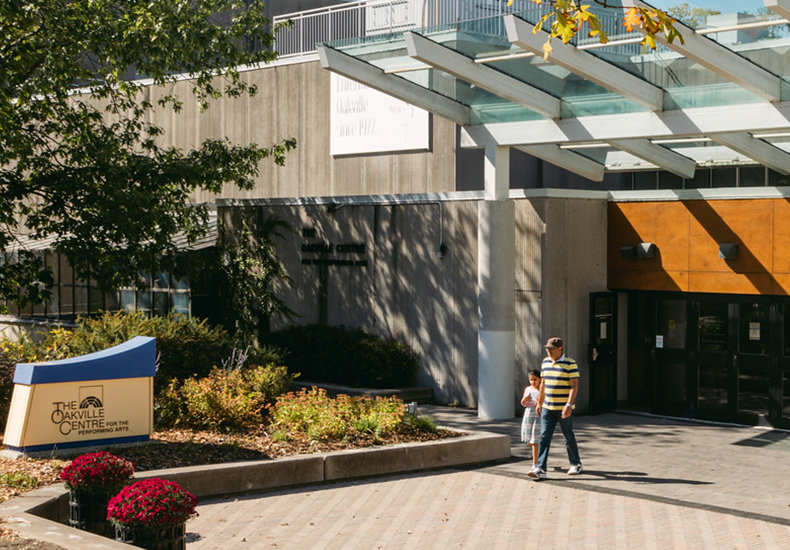 Oakville Centre - Guests leaving building